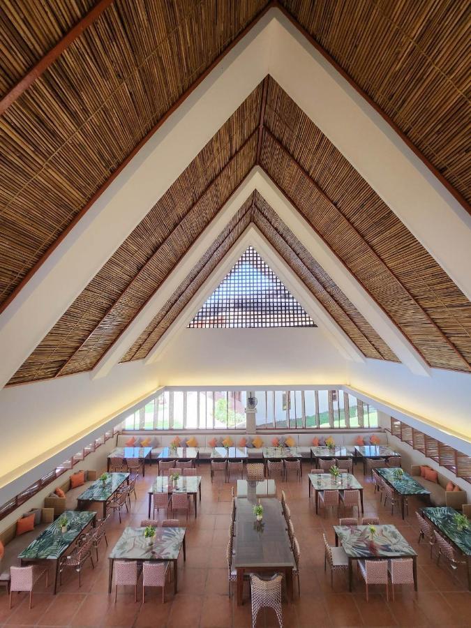 Costa Celine Beach Resort Kinablangan ภายนอก รูปภาพ